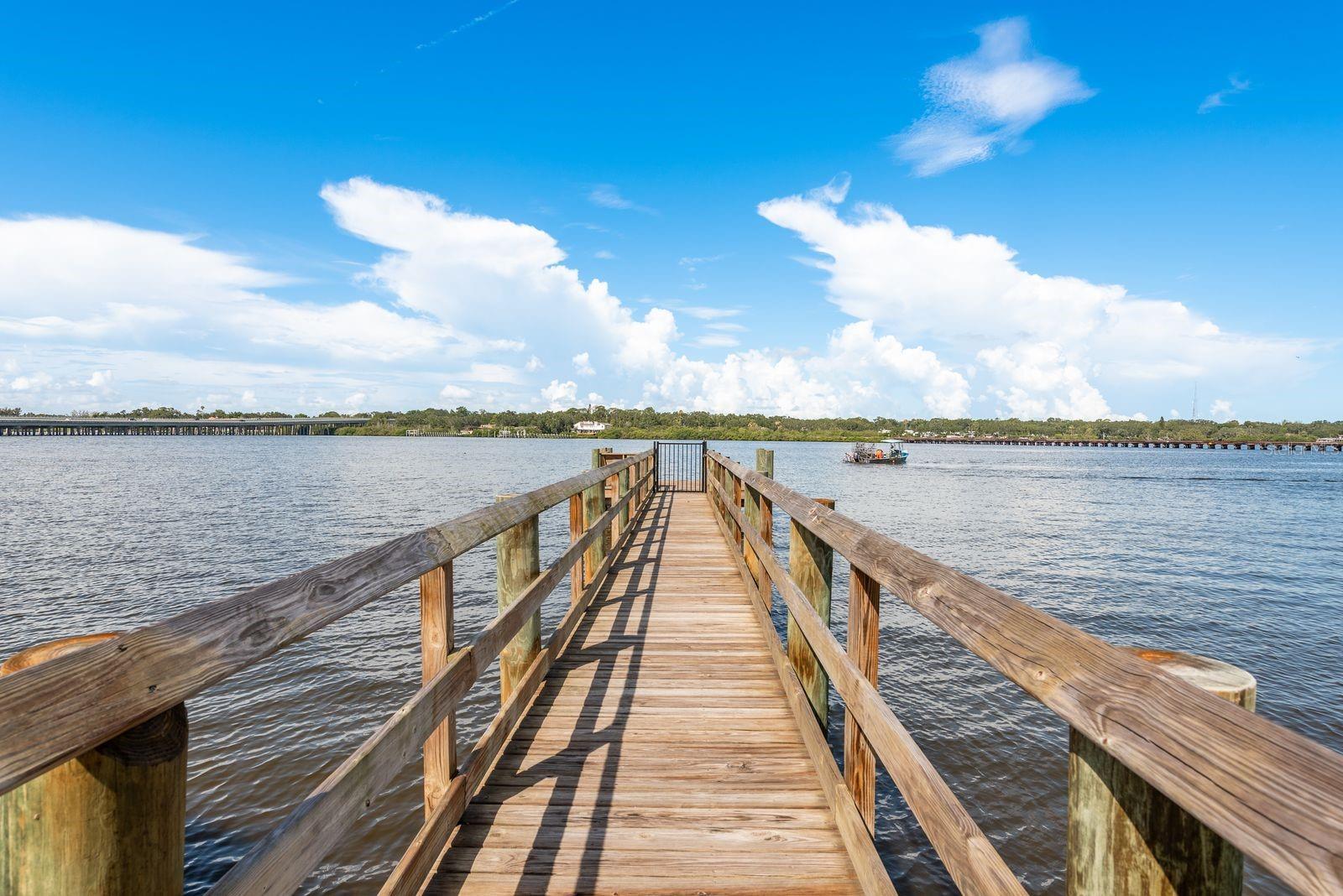 BAYSIDE TERRACE - Residential