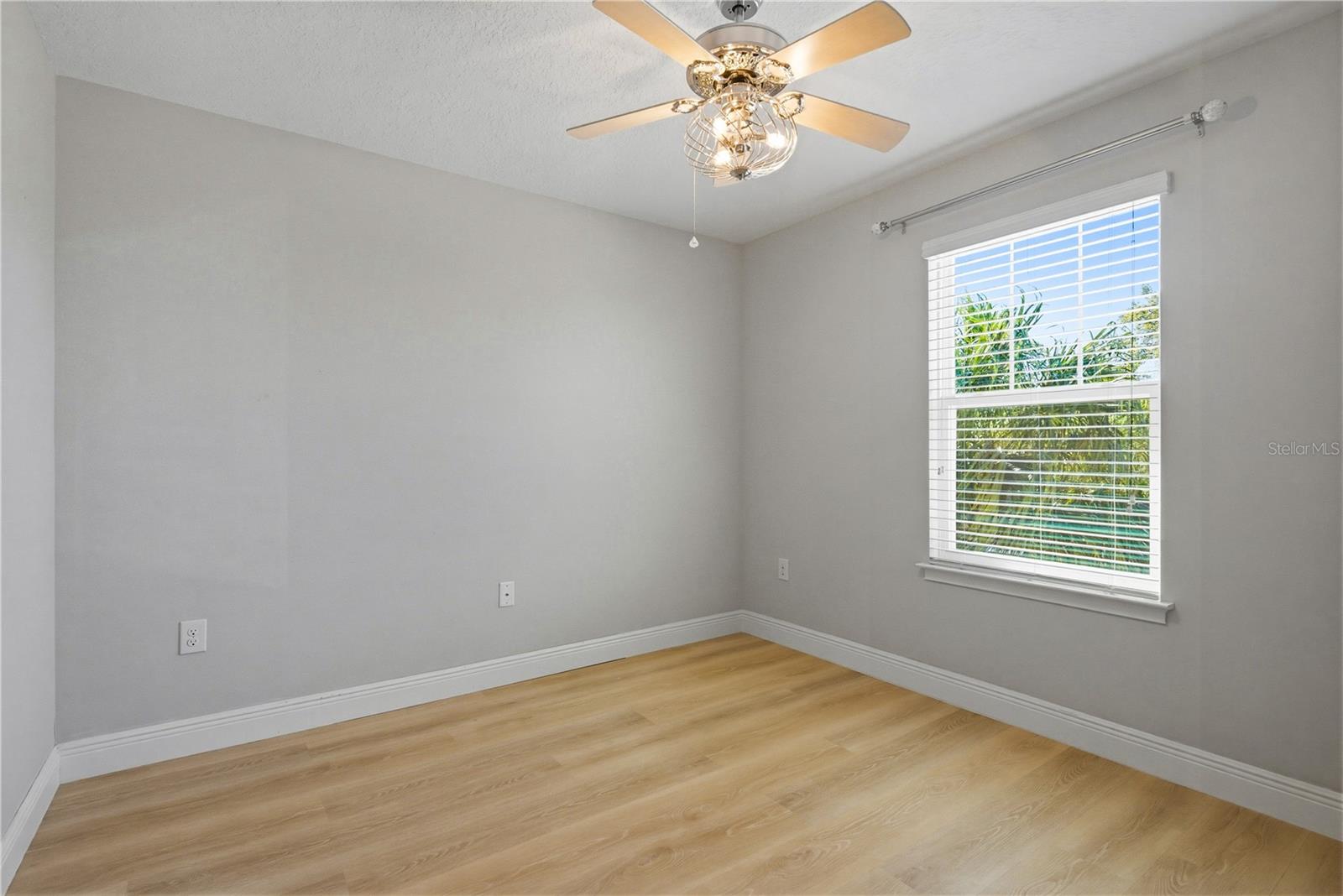 BAYSIDE TERRACE - Residential