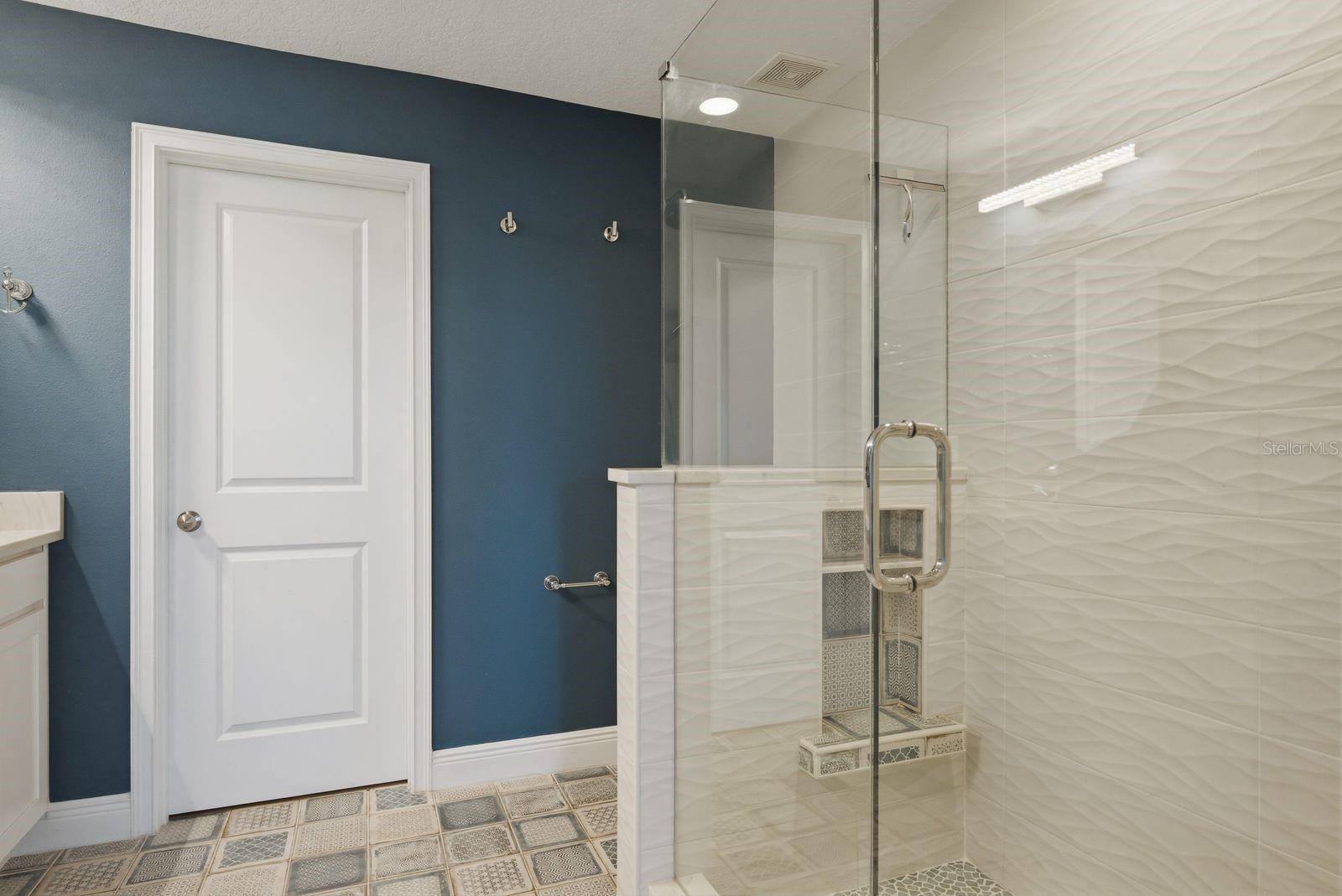 BAYSIDE TERRACE - Residential