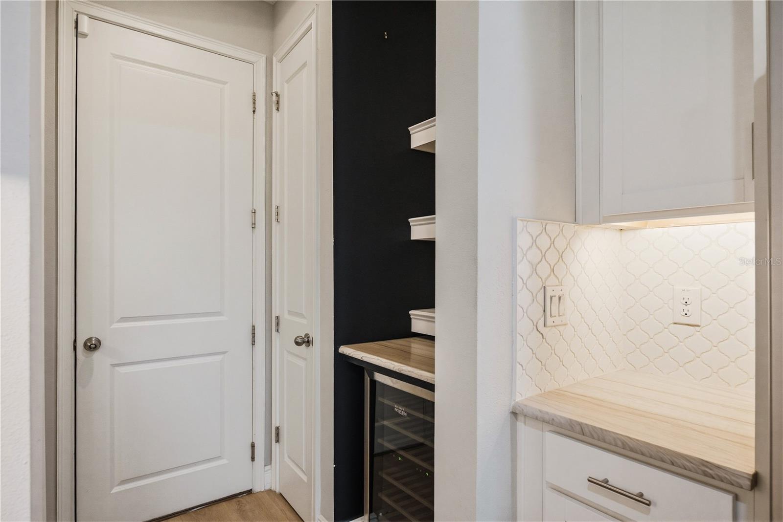 BAYSIDE TERRACE - Residential