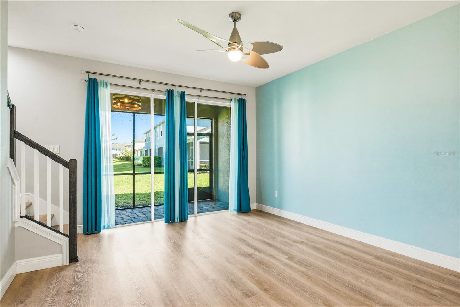 BAYSIDE TERRACE - Residential