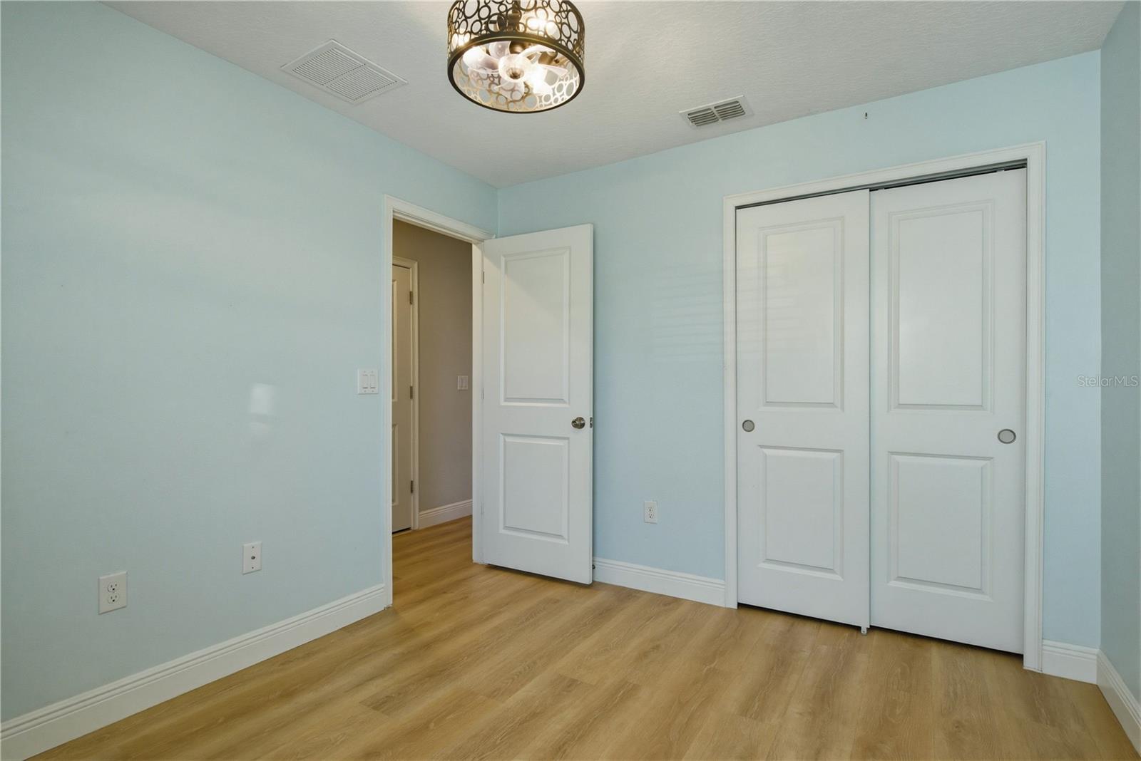 BAYSIDE TERRACE - Residential