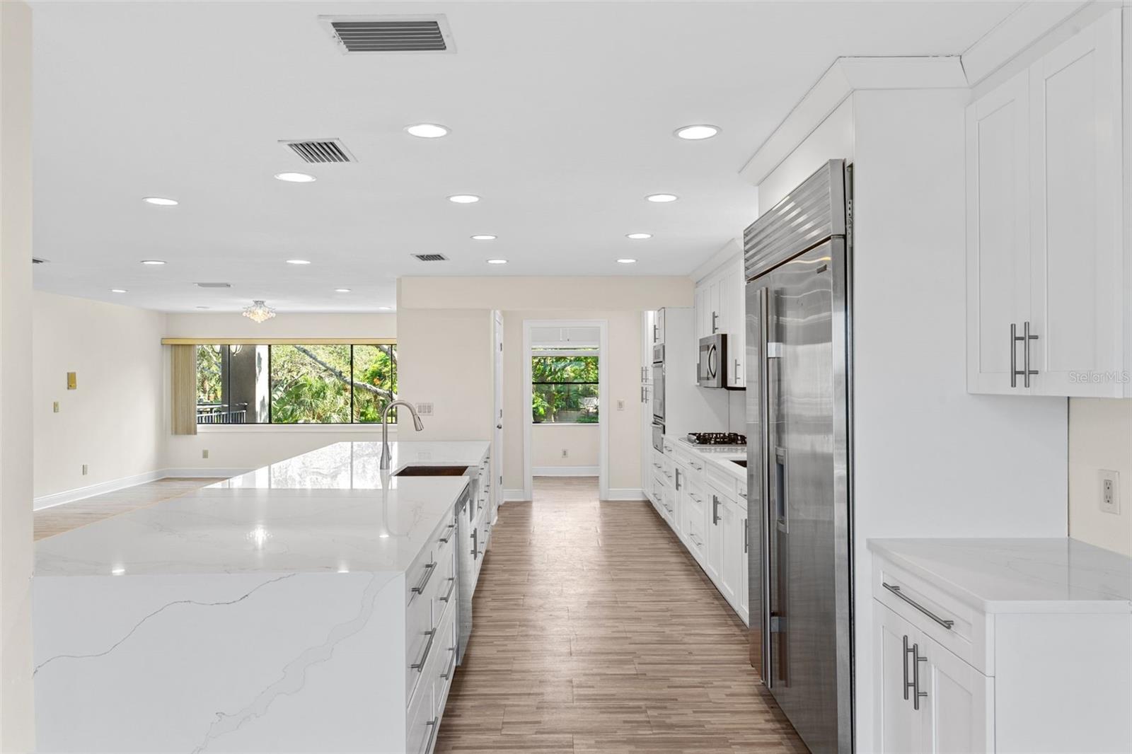 BAYWOOD PARK - Residential