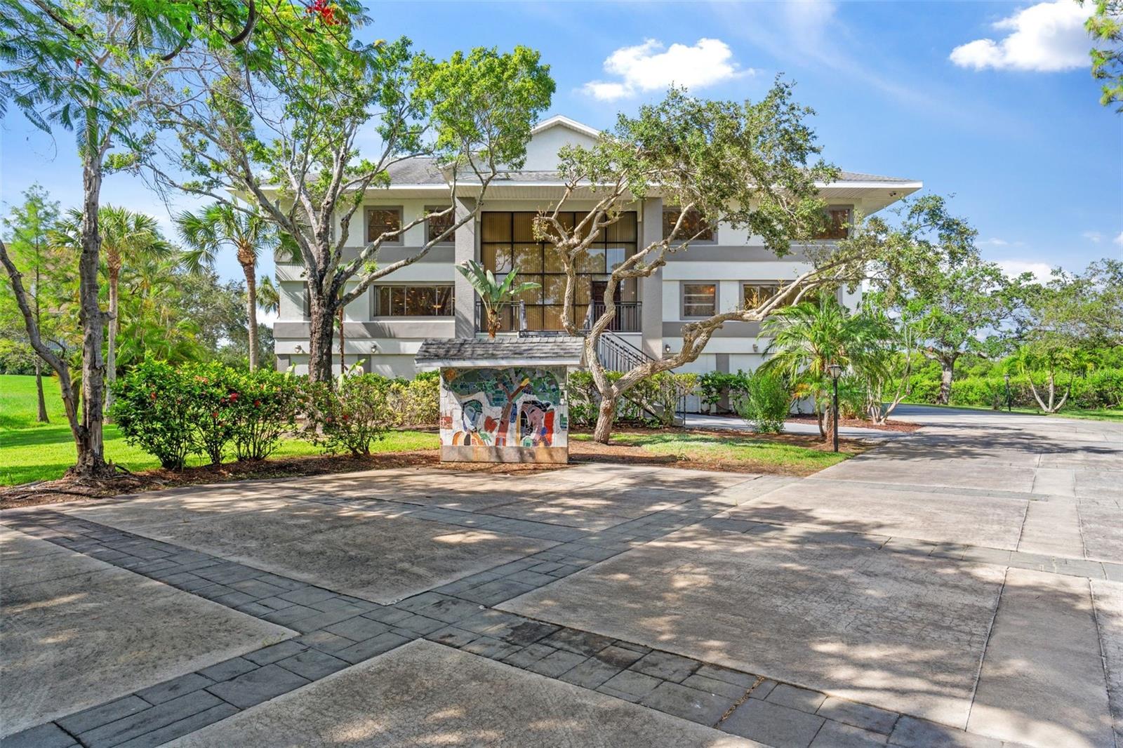 BAYWOOD PARK - Residential