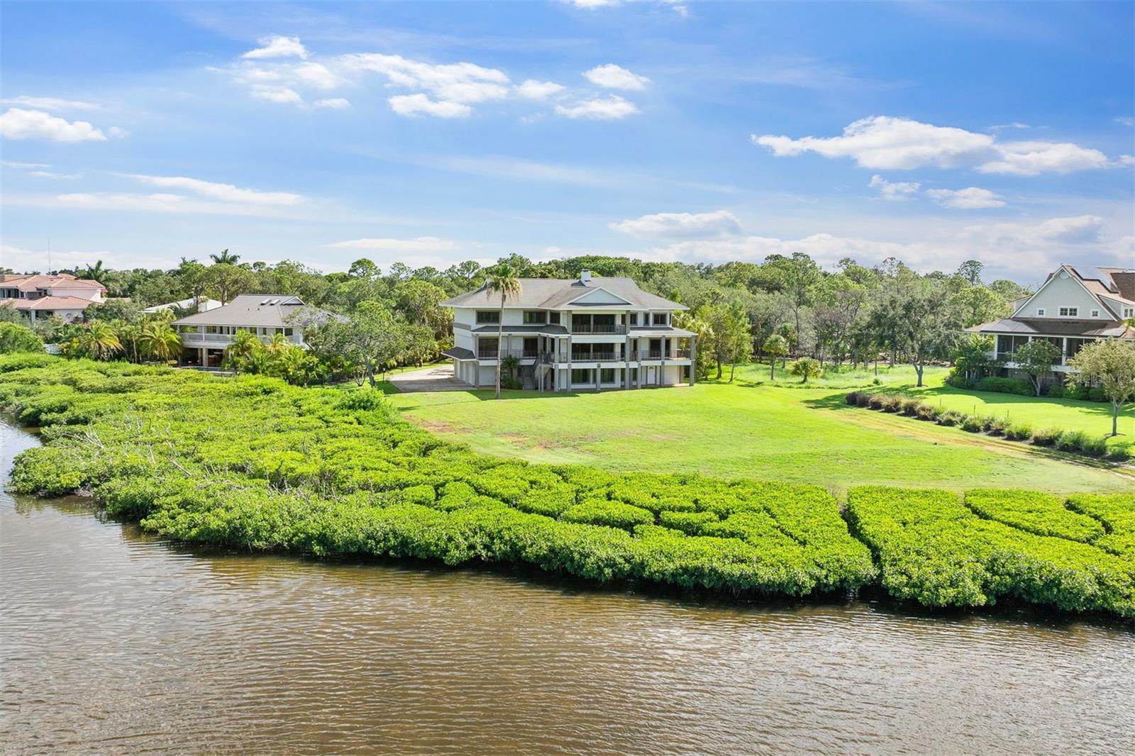 BAYWOOD PARK - Residential