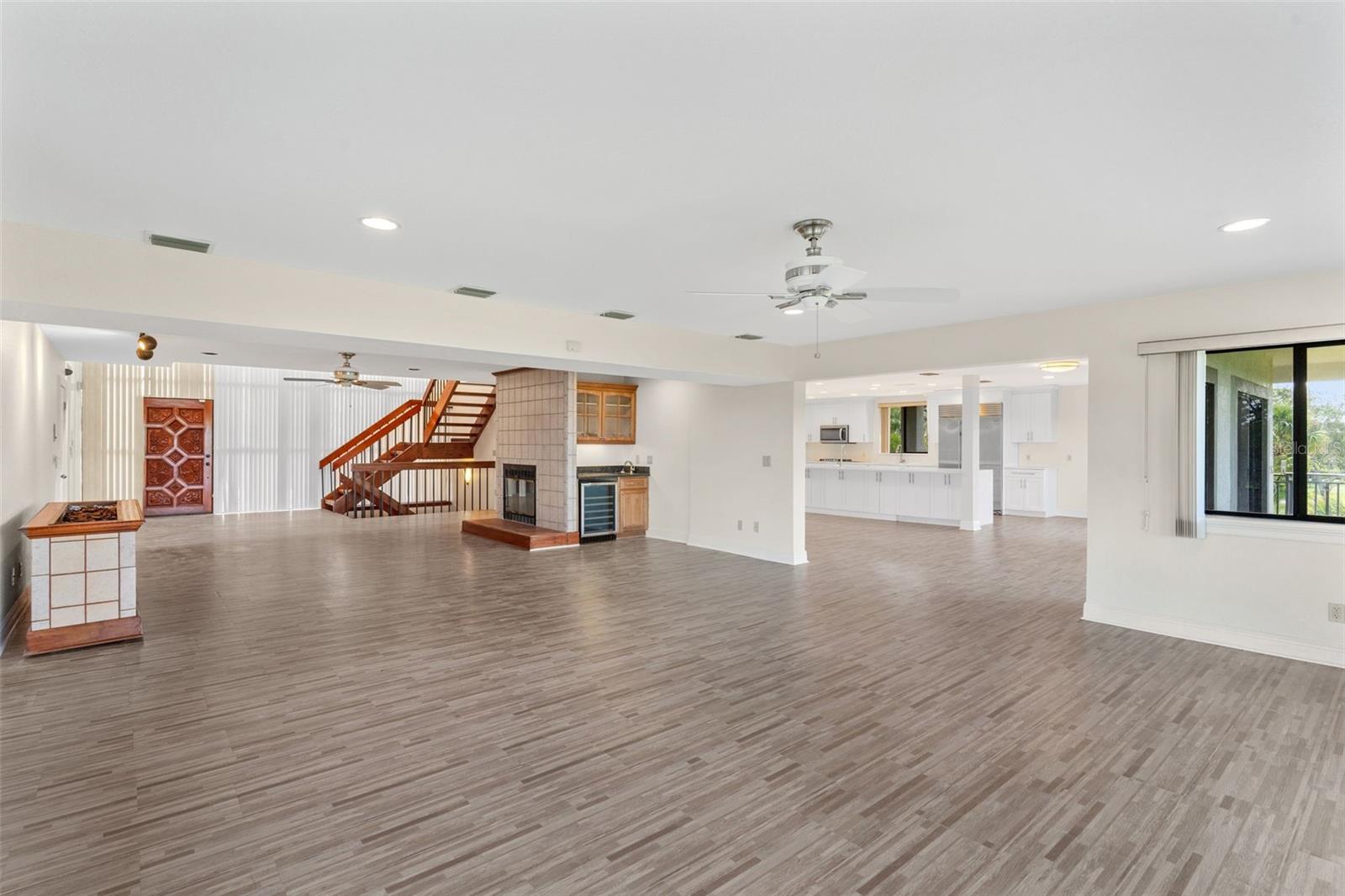 BAYWOOD PARK - Residential