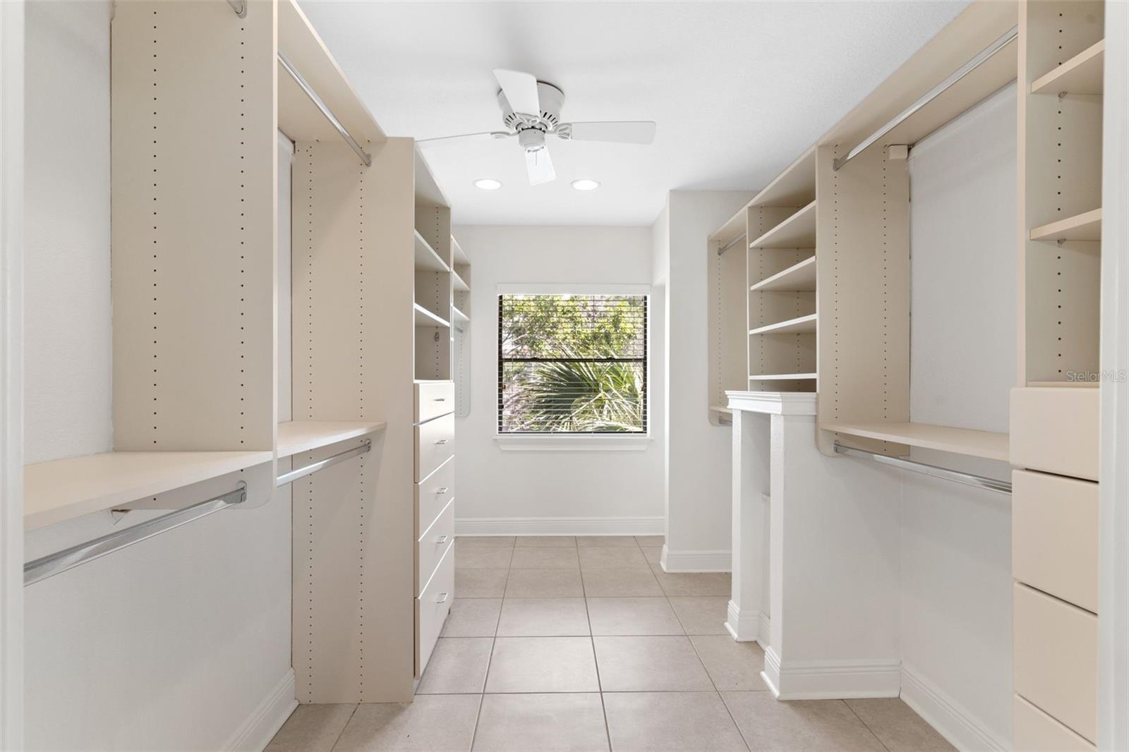 BAYWOOD PARK - Residential