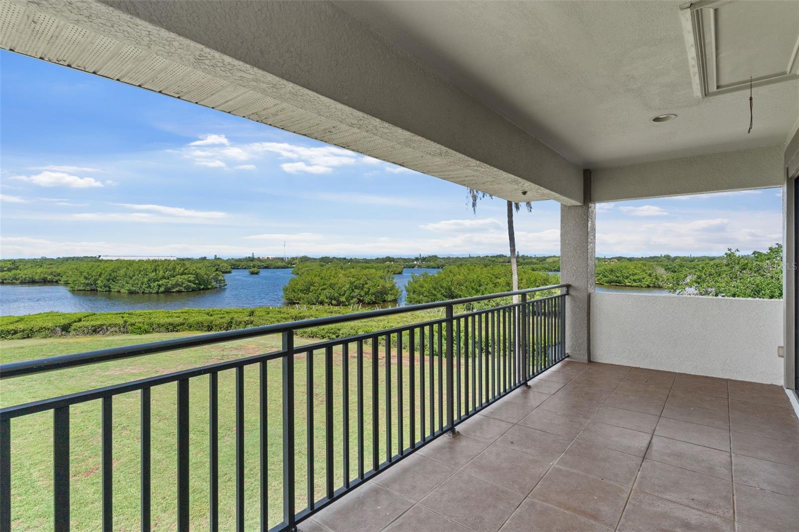 BAYWOOD PARK - Residential