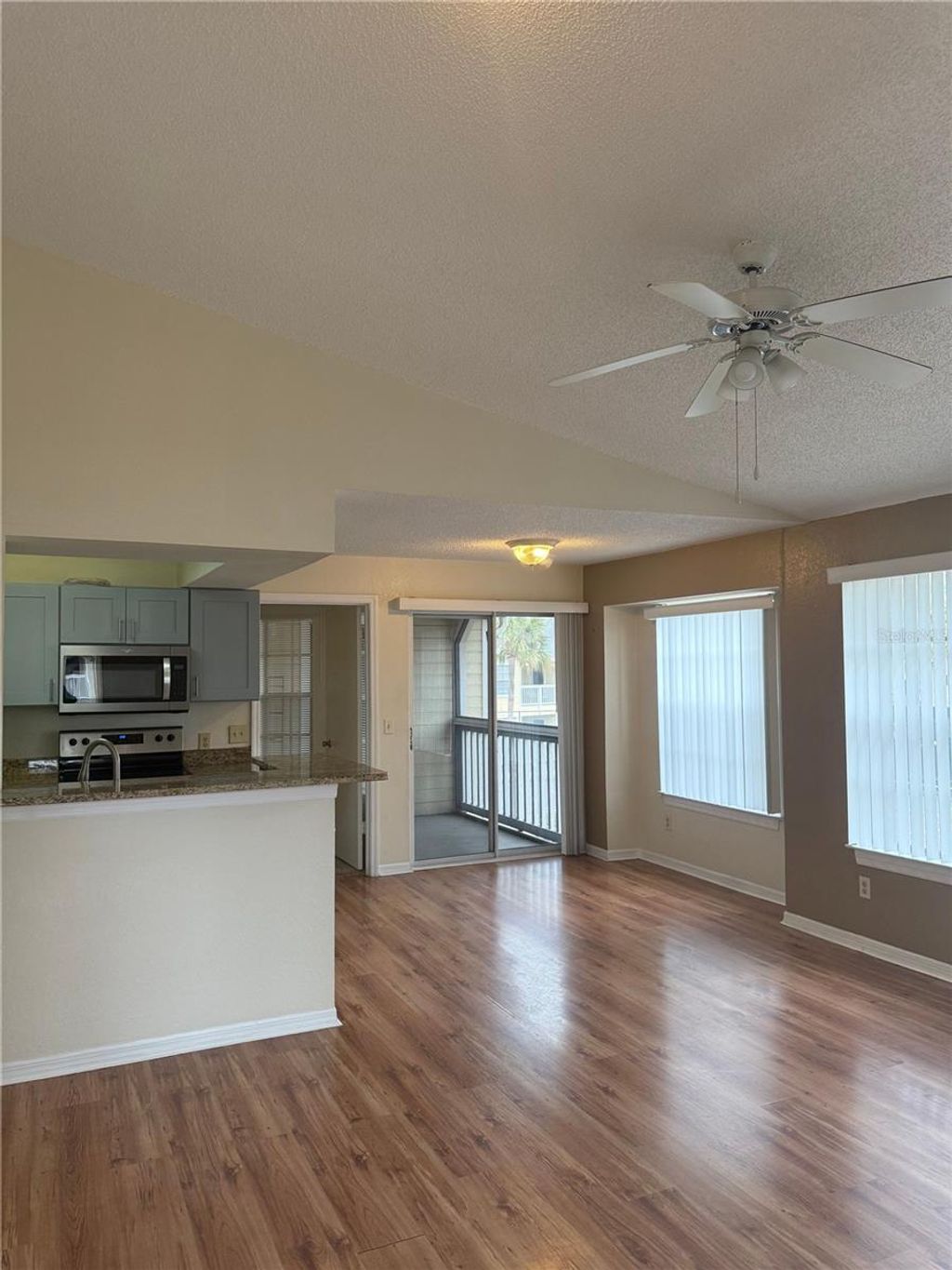 Photo of 1049 S Hiawassee Road #3428, Orlando, FL 32835 (MLS # S5143921)