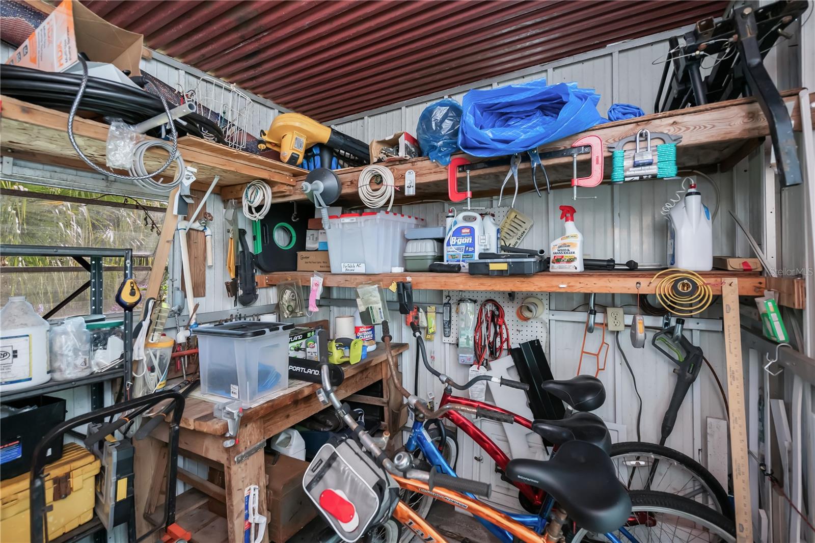 BAY PALMS MH COMMUNITY - Residential