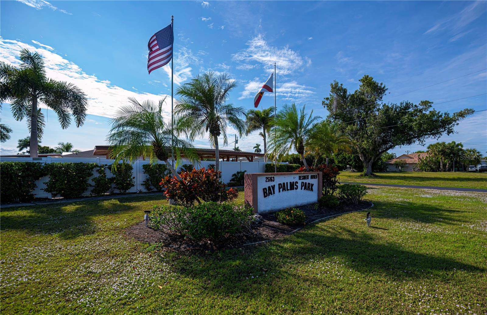 BAY PALMS MH COMMUNITY - Residential