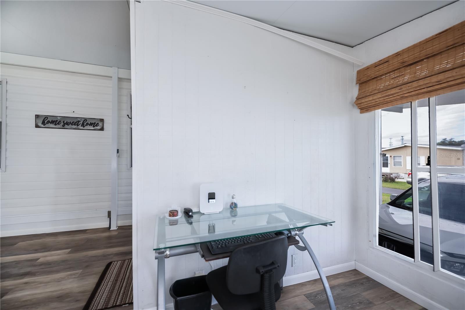 BAY PALMS MH COMMUNITY - Residential