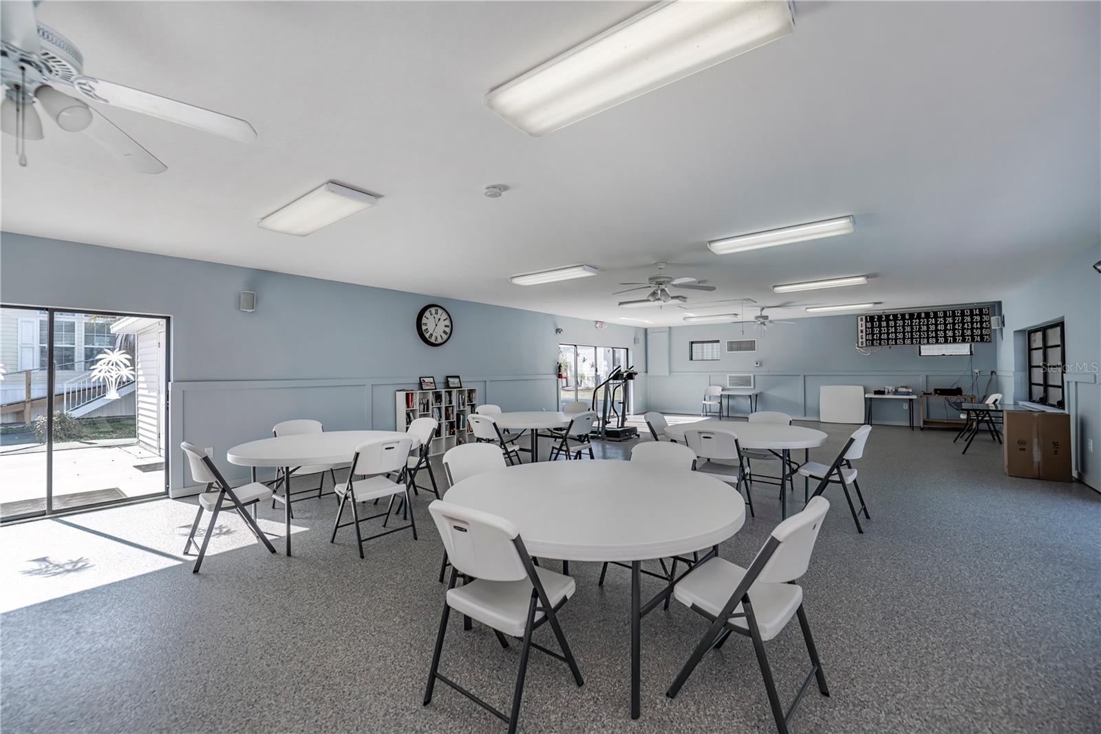 BAY PALMS MH COMMUNITY - Residential