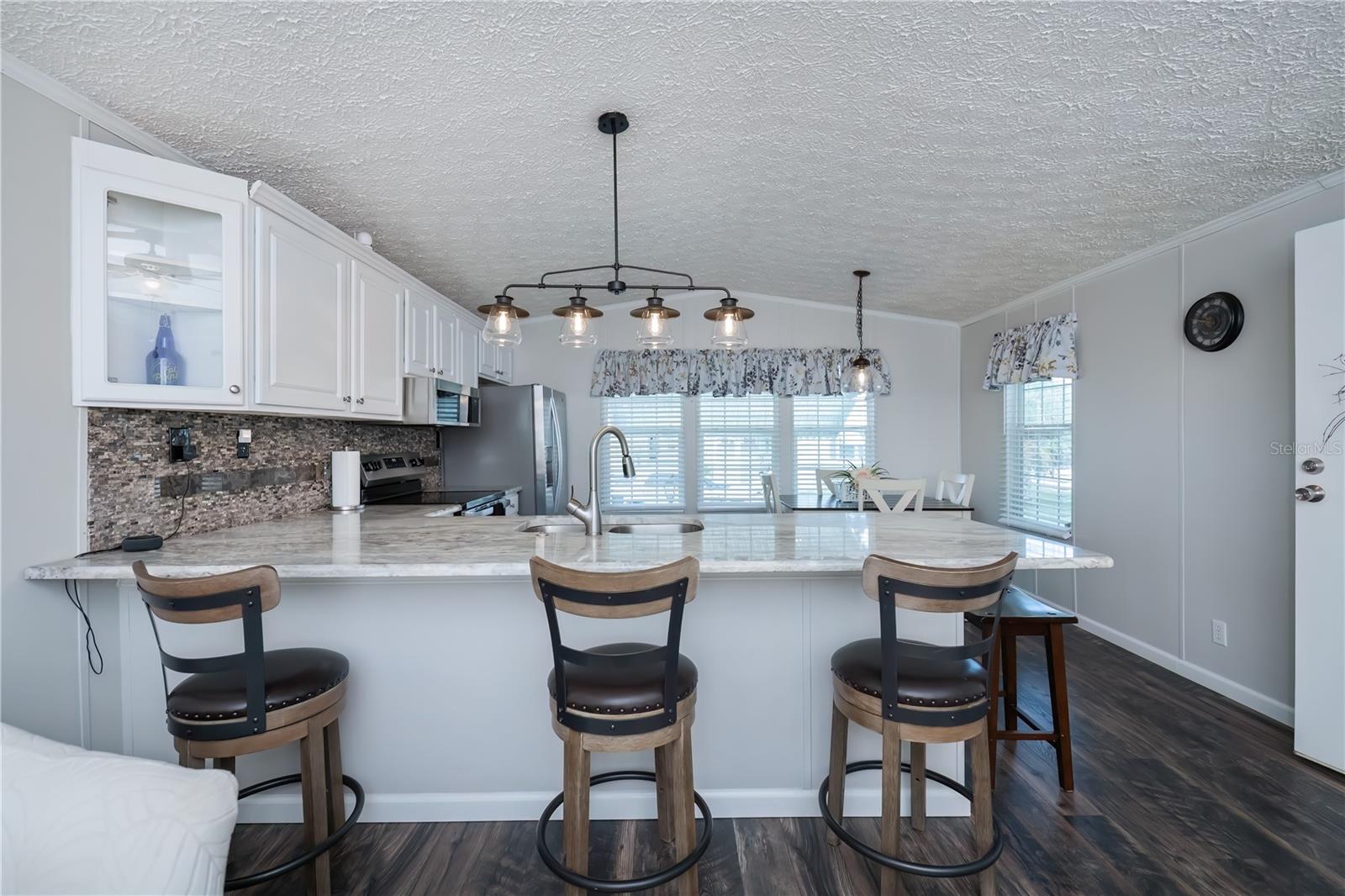 BAY PALMS MH COMMUNITY - Residential