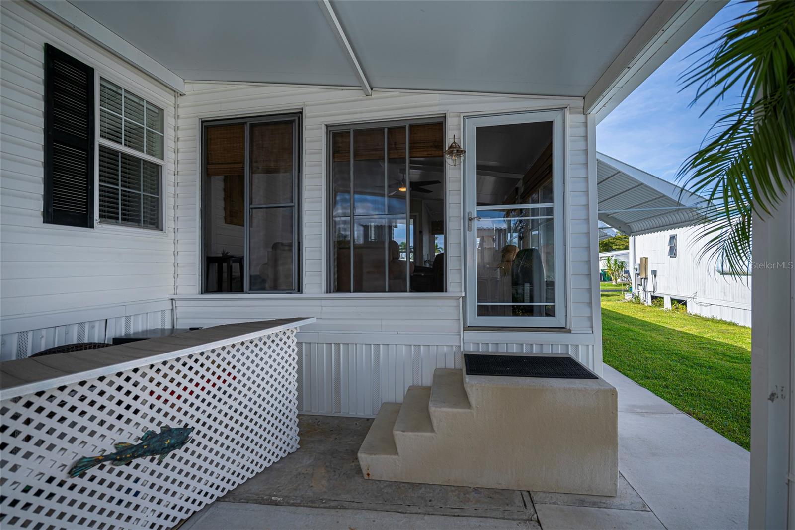 BAY PALMS MH COMMUNITY - Residential