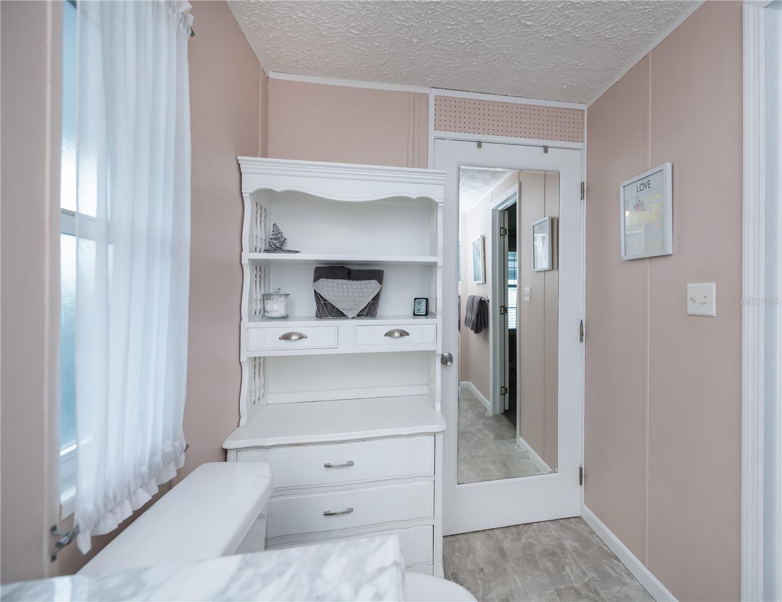 BAY PALMS MH COMMUNITY - Residential