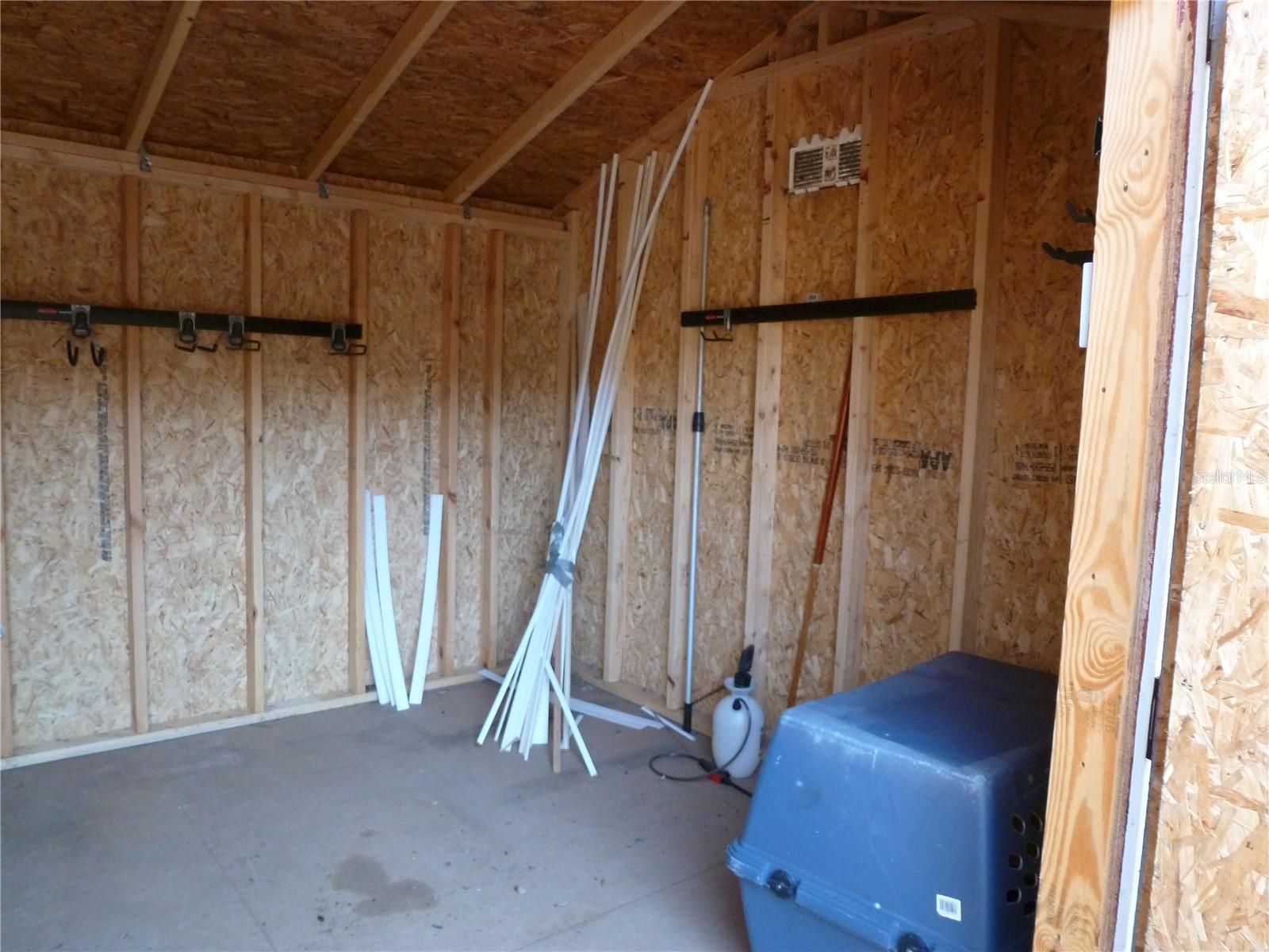 ASHLEY OAKS HAW - Residential