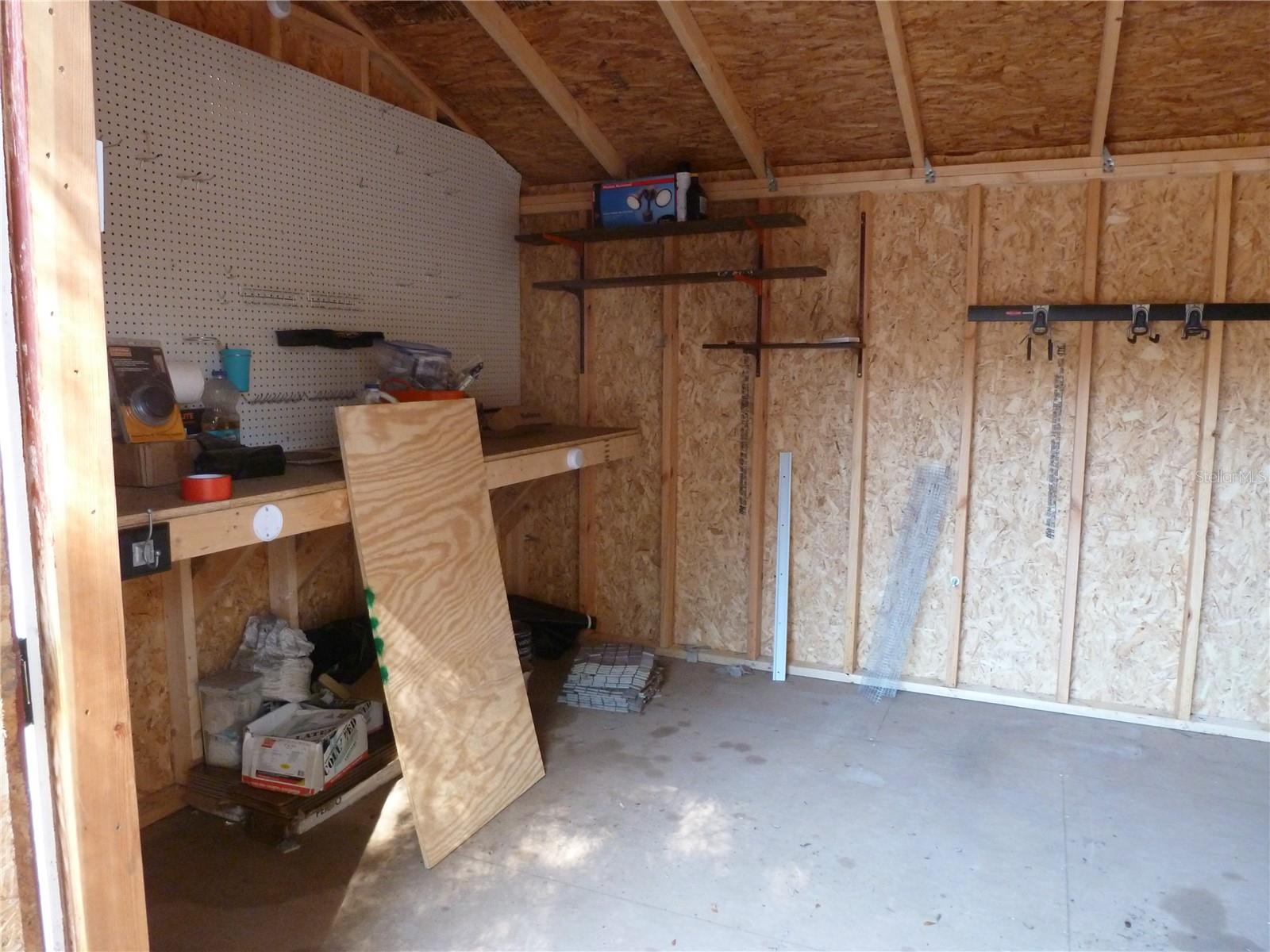 ASHLEY OAKS HAW - Residential