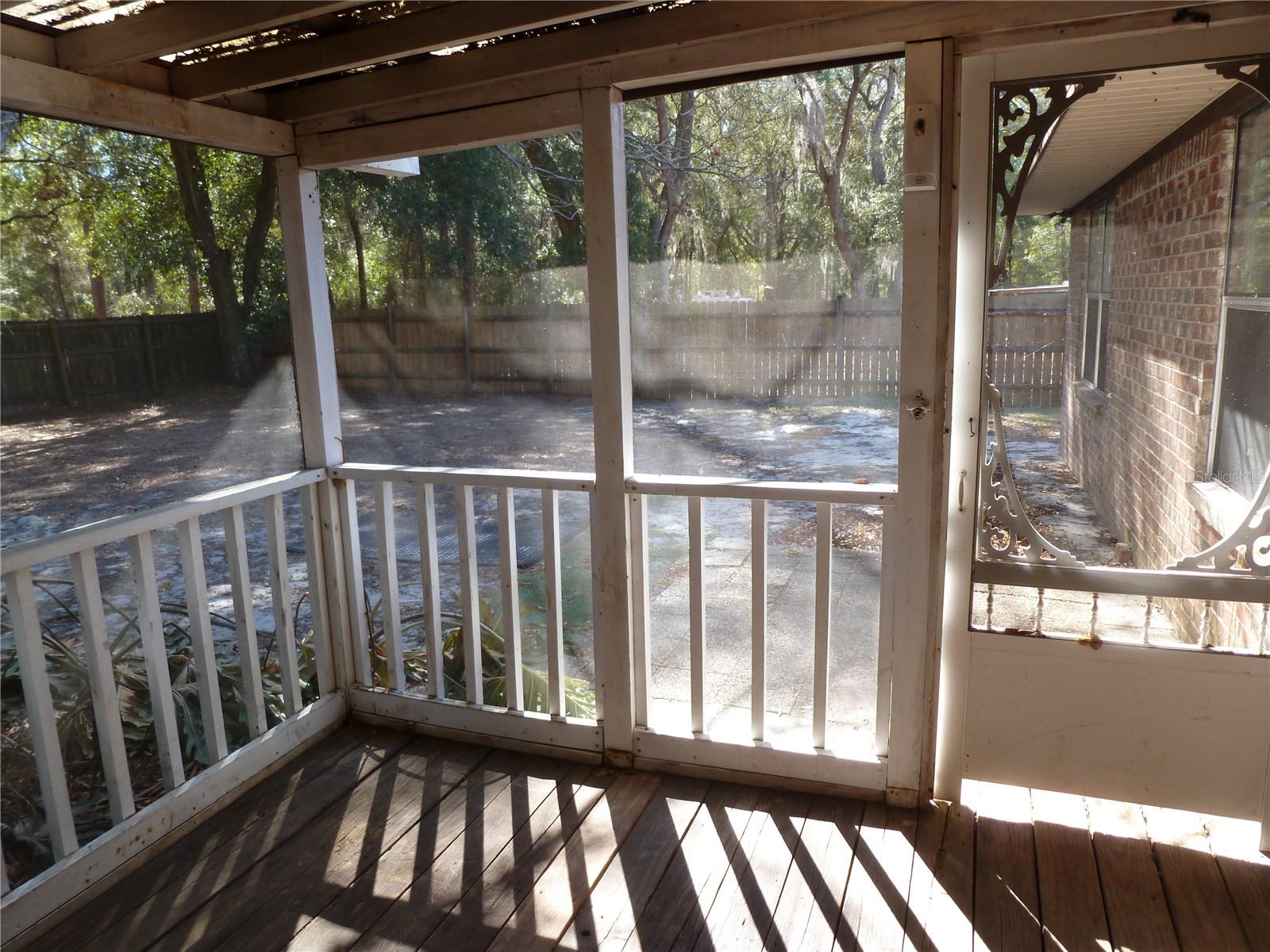 ASHLEY OAKS HAW - Residential