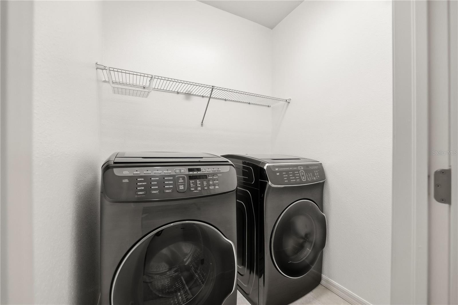 WOODSIDE TRACE - Residential Lease