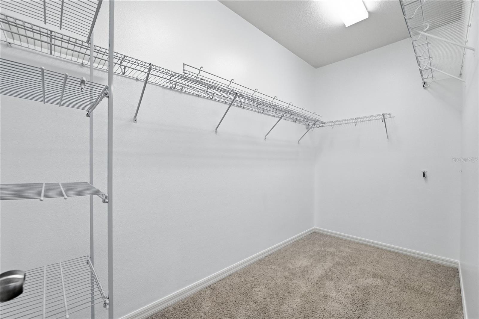 WOODSIDE TRACE - Residential Lease