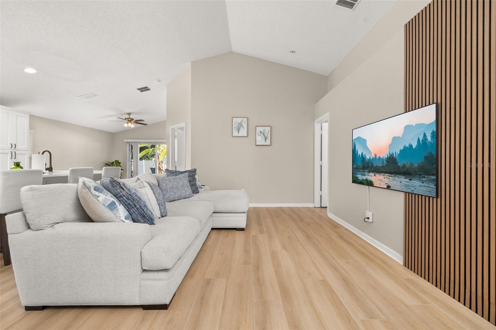 FLORIDA PINES PH 03 - Residential