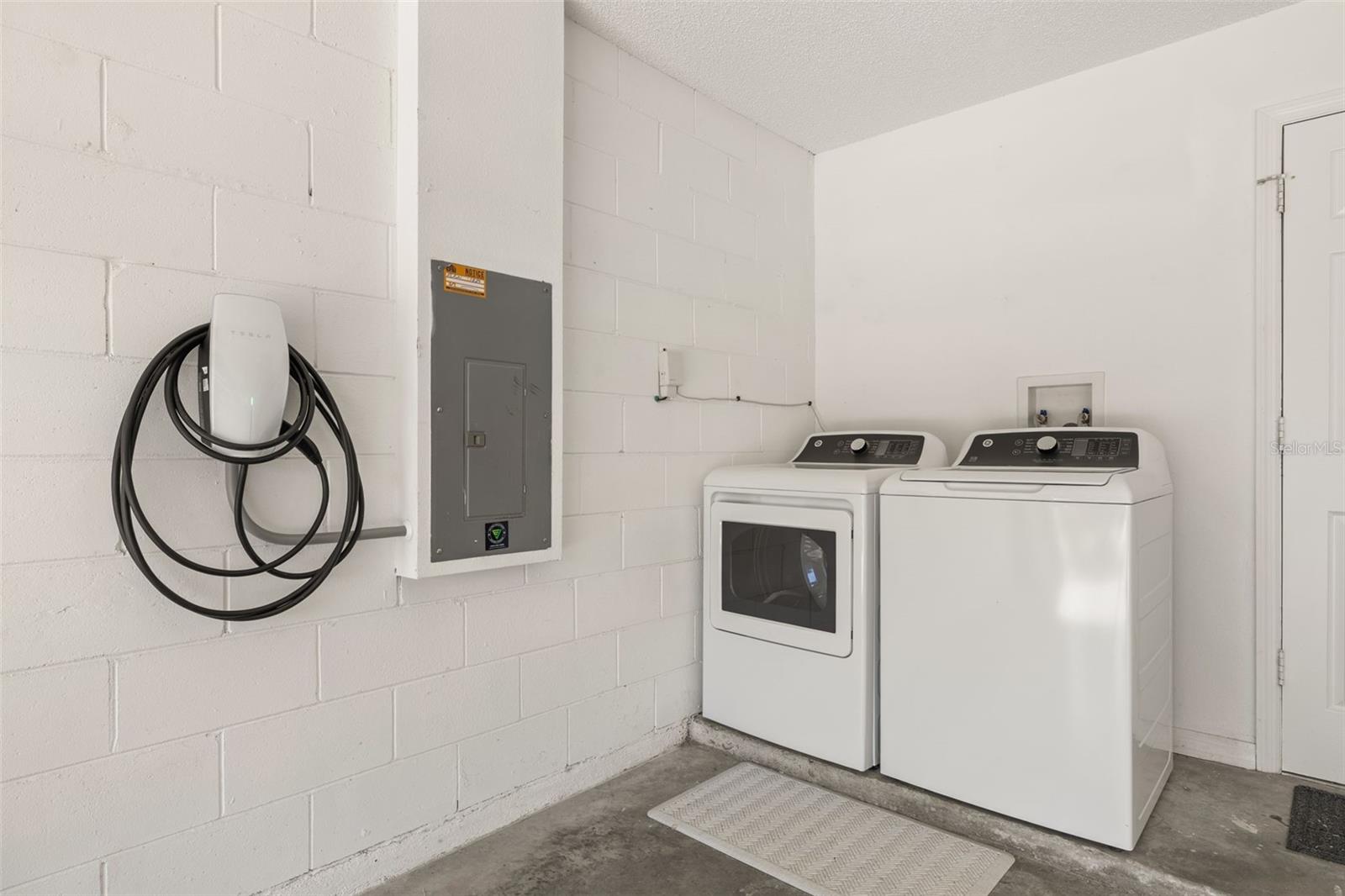 FLORIDA PINES PH 03 - Residential