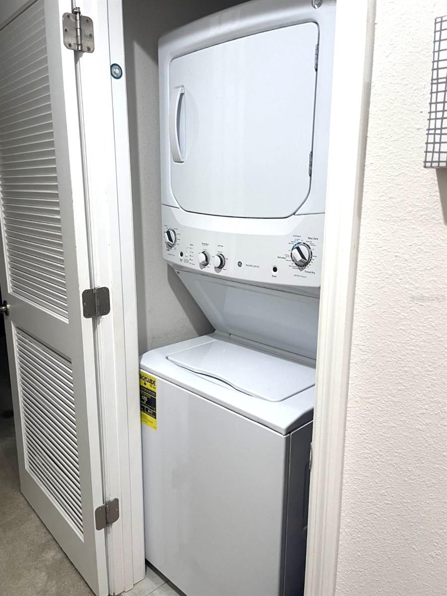 ANCLOTE SQUARE - Residential