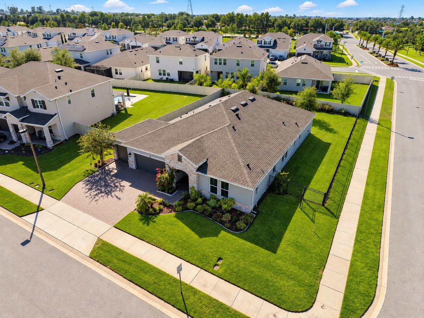 715 BLUE CITRUS LANE