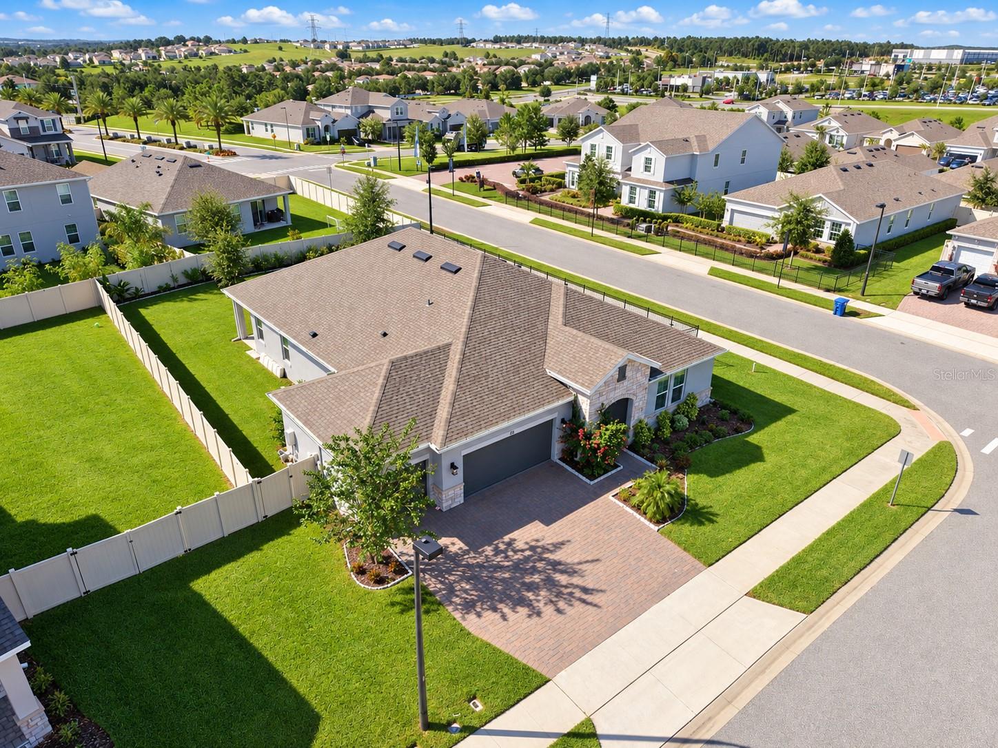 715 BLUE CITRUS LANE