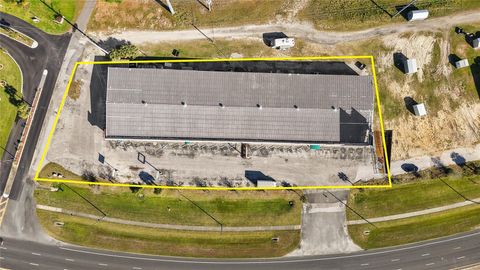 Tiny photo for 2104 Us Highway 441, Leesburg, FL 34748 (MLS # G5095220)