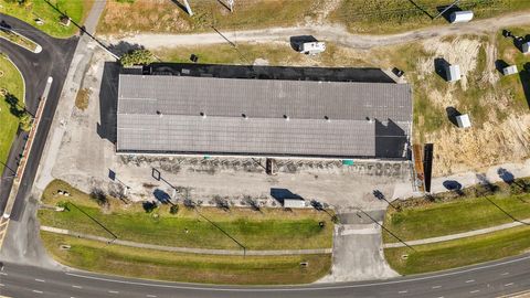 Tiny photo for 2104 Us Highway 441, Leesburg, FL 34748 (MLS # G5095220)