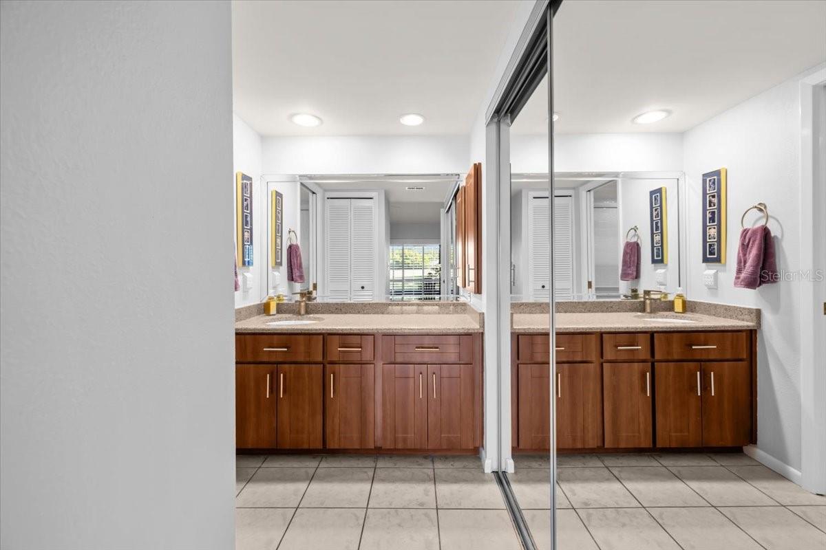 EAGLES LANDING CONDO - Residential