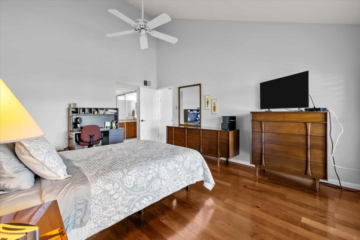 EAGLES LANDING CONDO - Residential