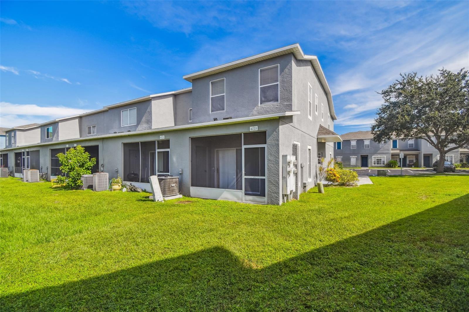 KINGS LAKE TWNHMS - Residential