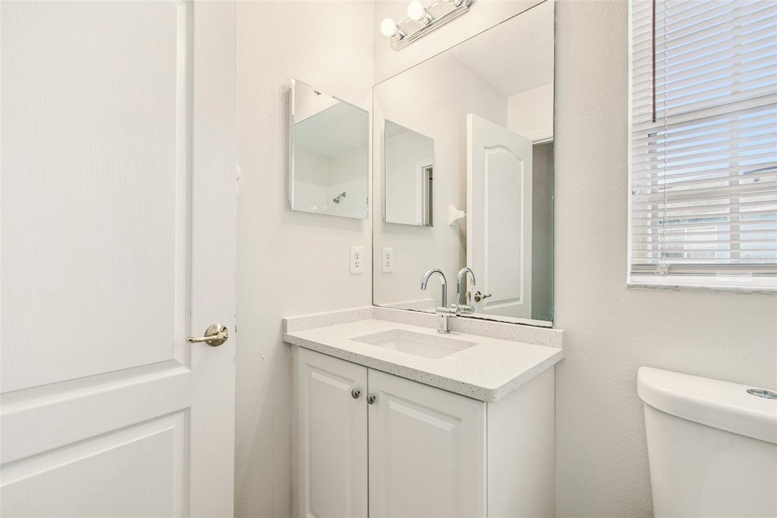 KINGS LAKE TWNHMS - Residential