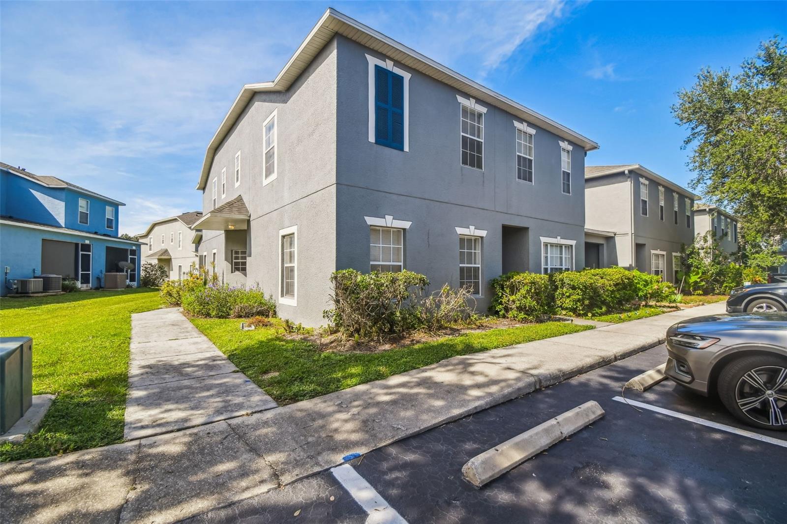 KINGS LAKE TWNHMS - Residential