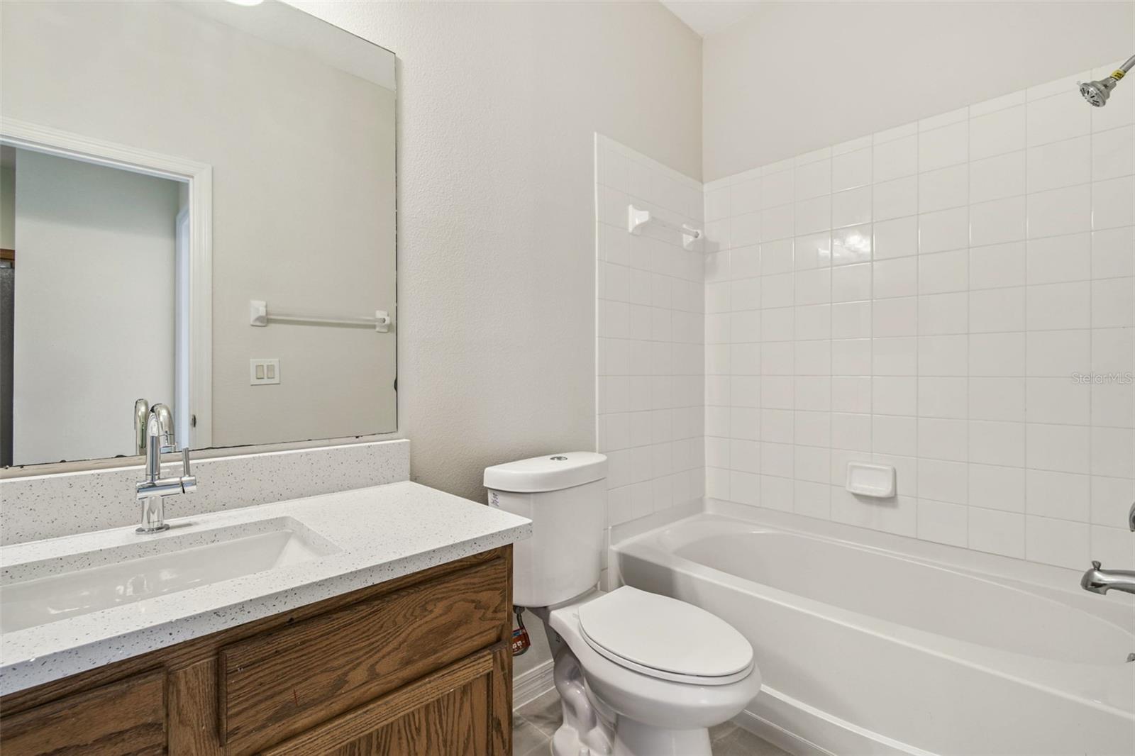 KINGS LAKE TWNHMS - Residential