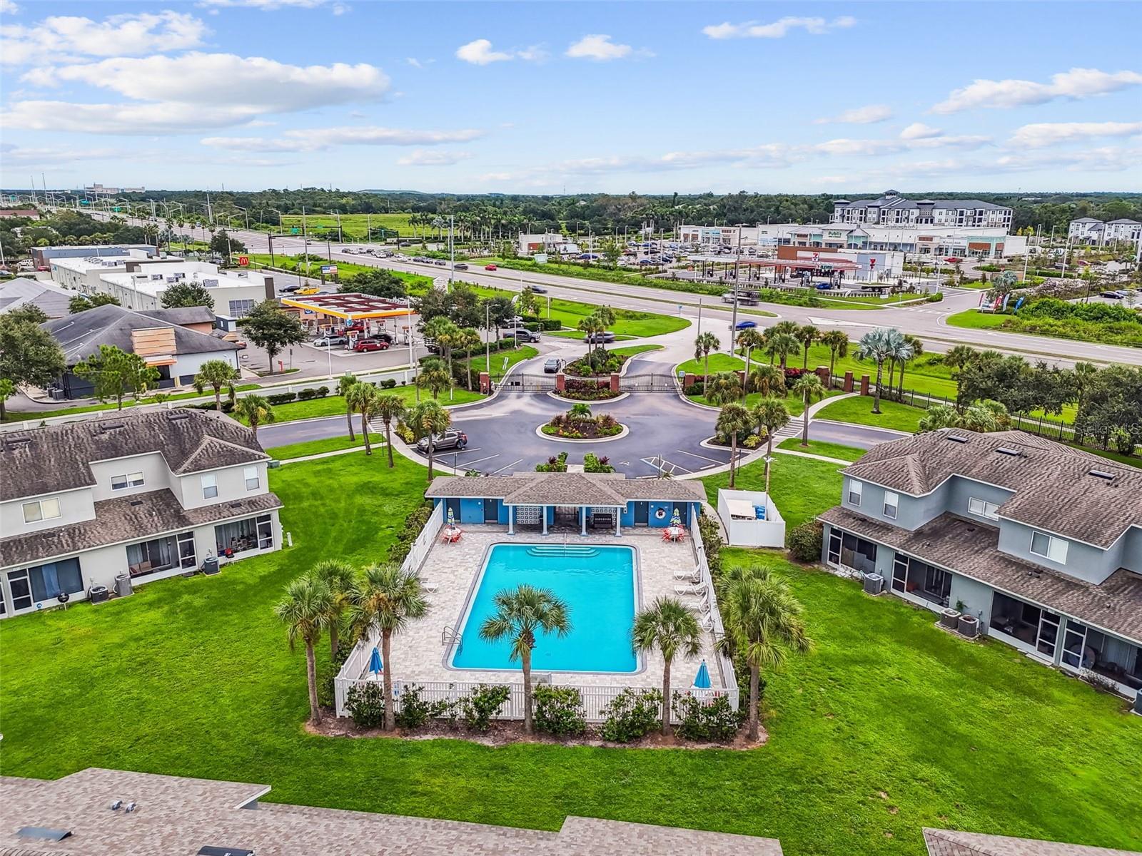 KINGS LAKE TWNHMS - Residential