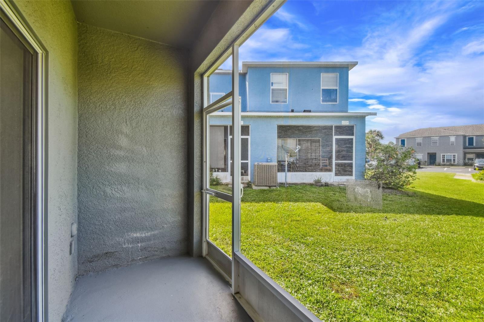 KINGS LAKE TWNHMS - Residential