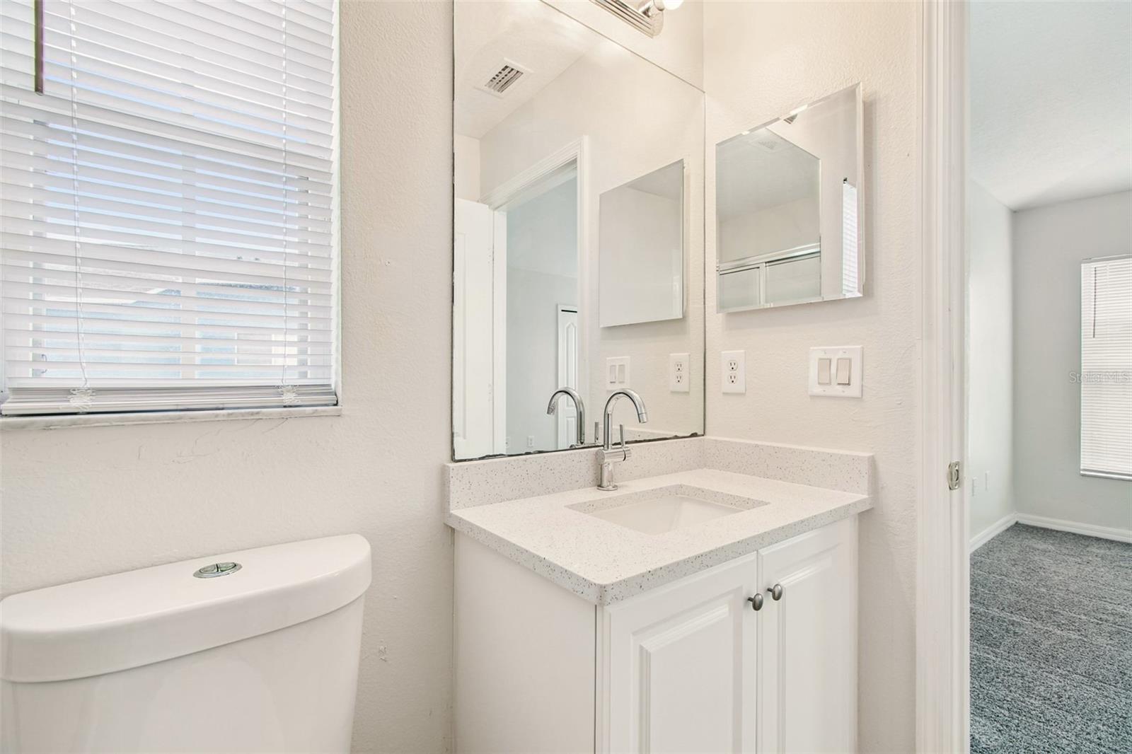 KINGS LAKE TWNHMS - Residential