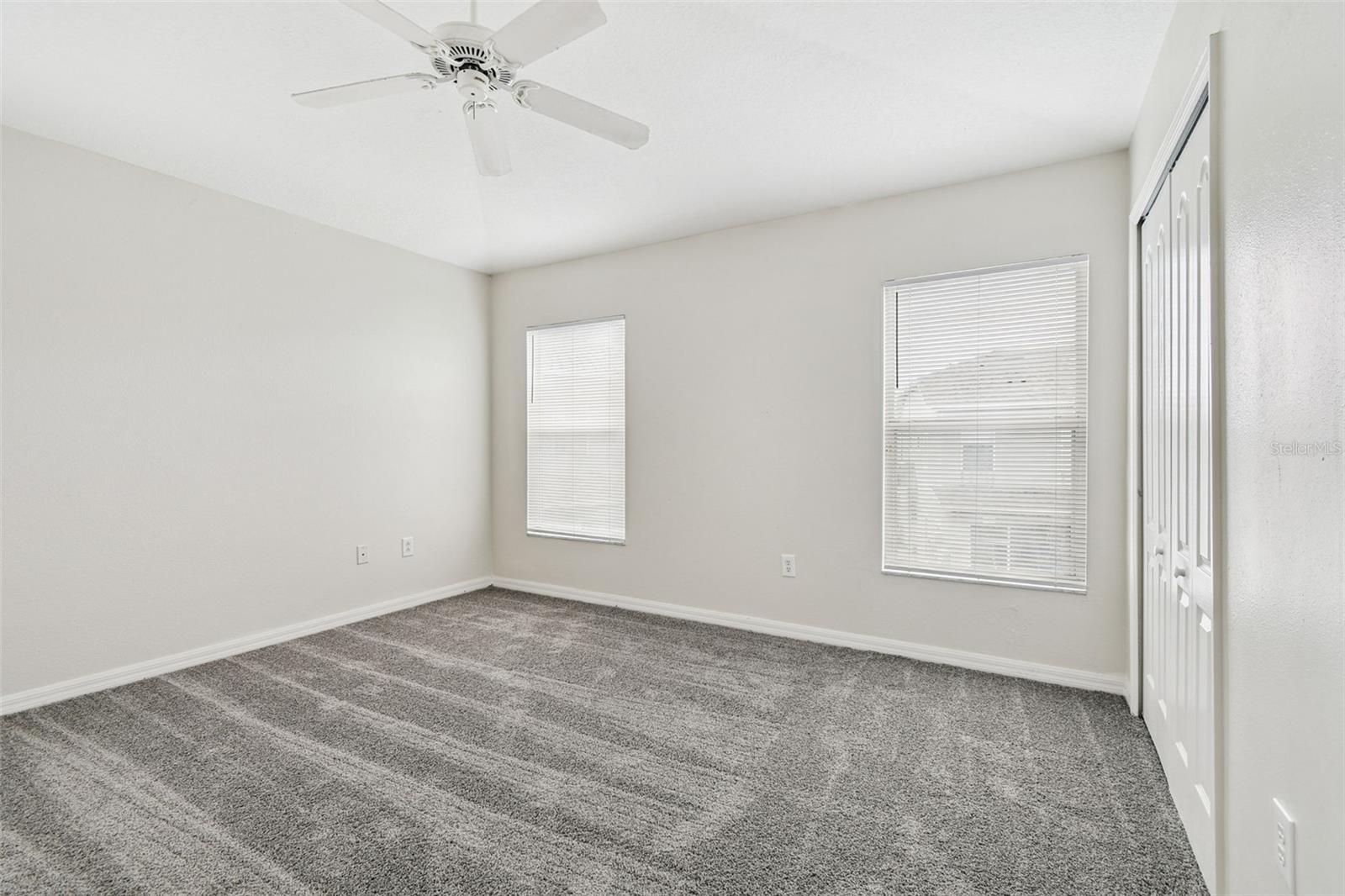 KINGS LAKE TWNHMS - Residential