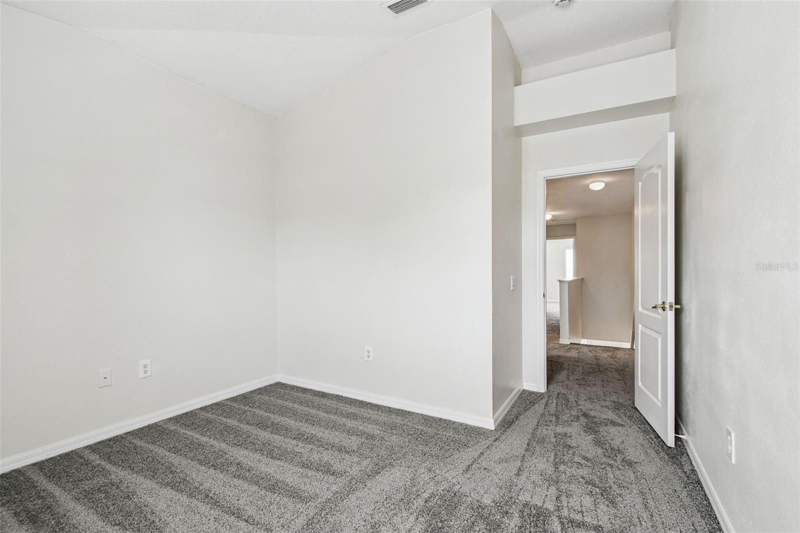 KINGS LAKE TWNHMS - Residential