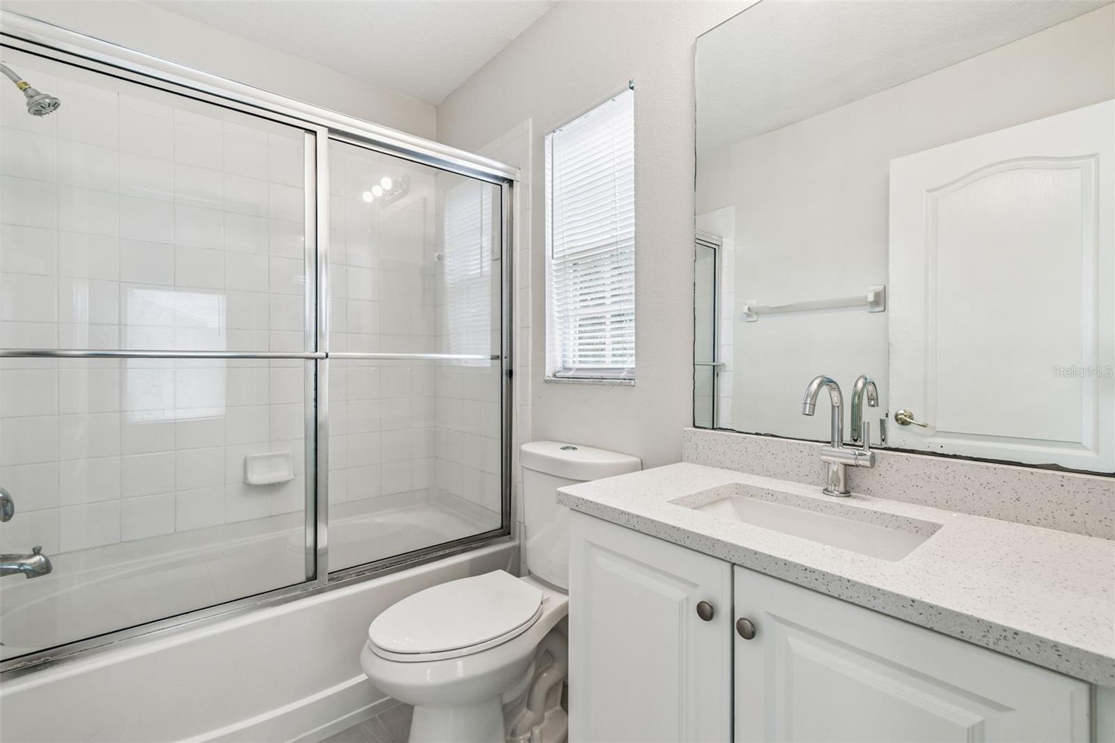 KINGS LAKE TWNHMS - Residential