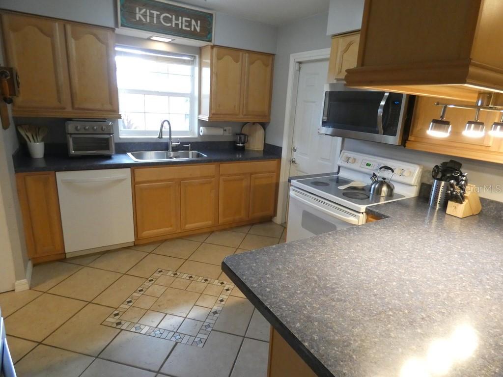 SPRING HILL - Residential