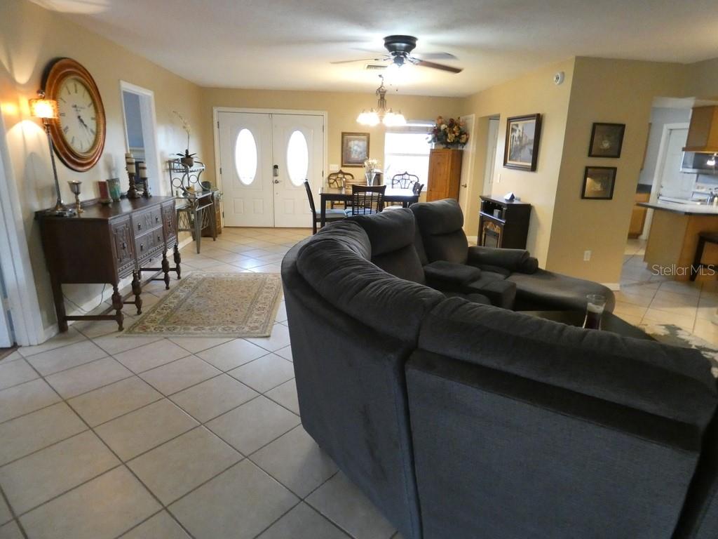 SPRING HILL - Residential