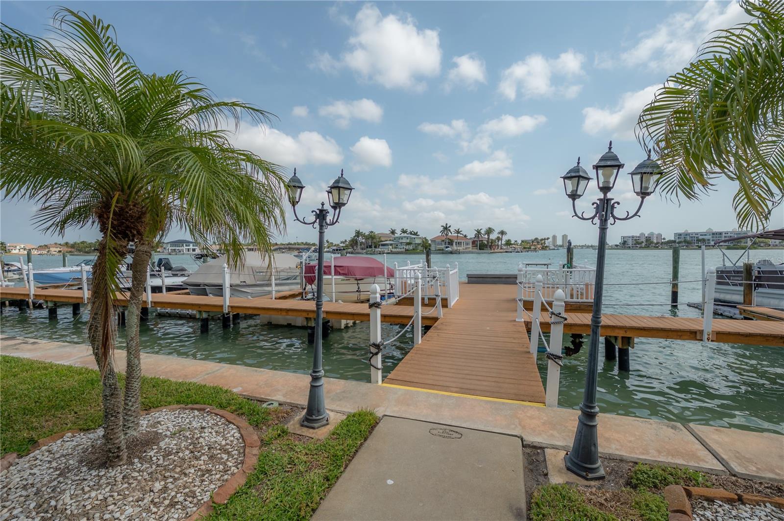 BOCA SHORES CONDO - Residential