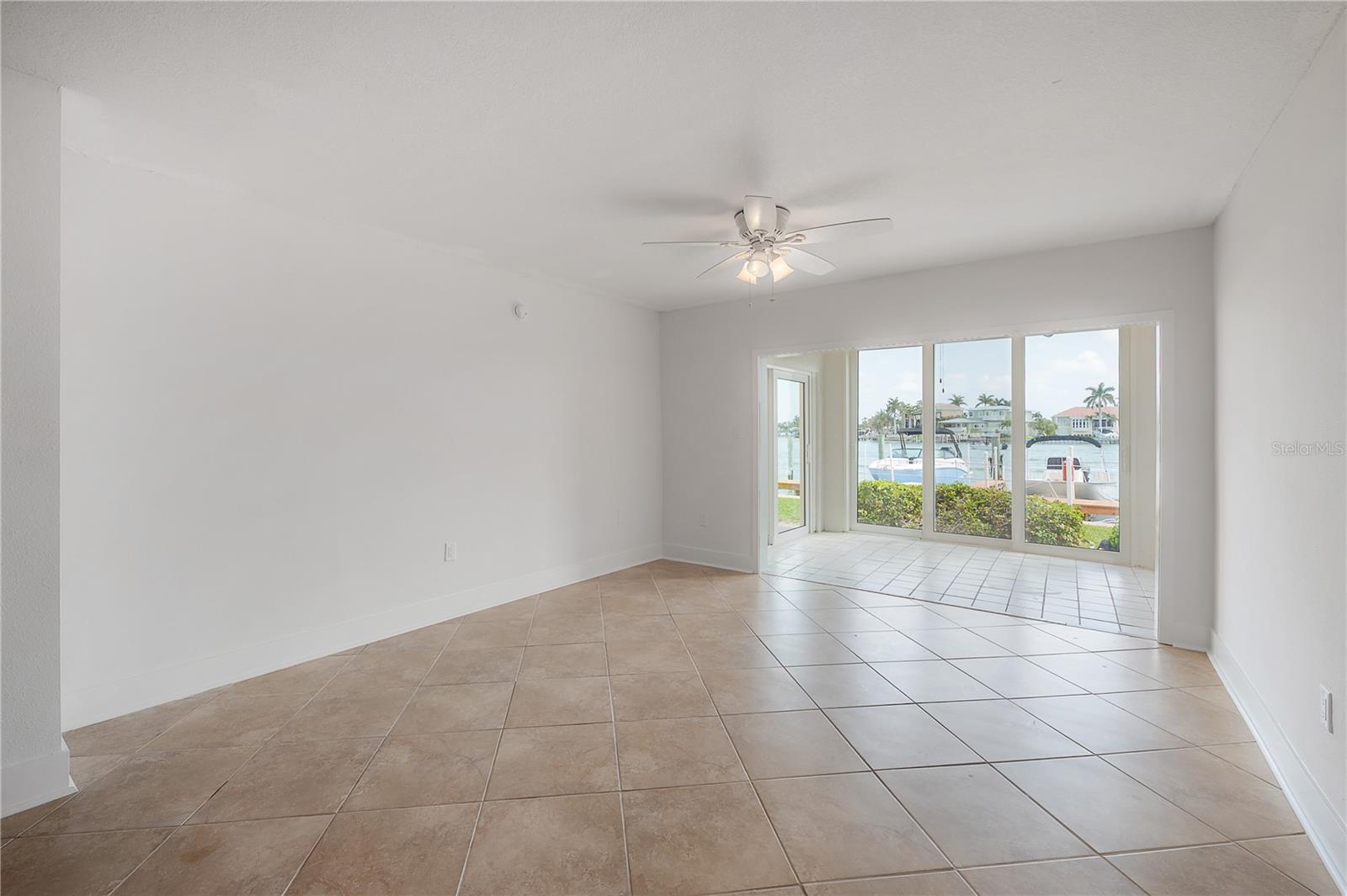 BOCA SHORES CONDO - Residential