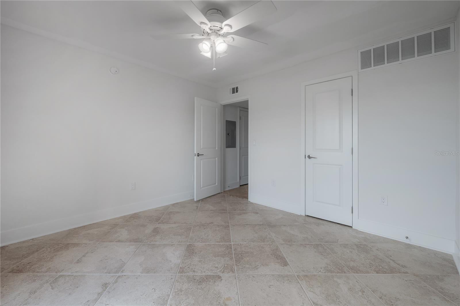 BOCA SHORES CONDO - Residential