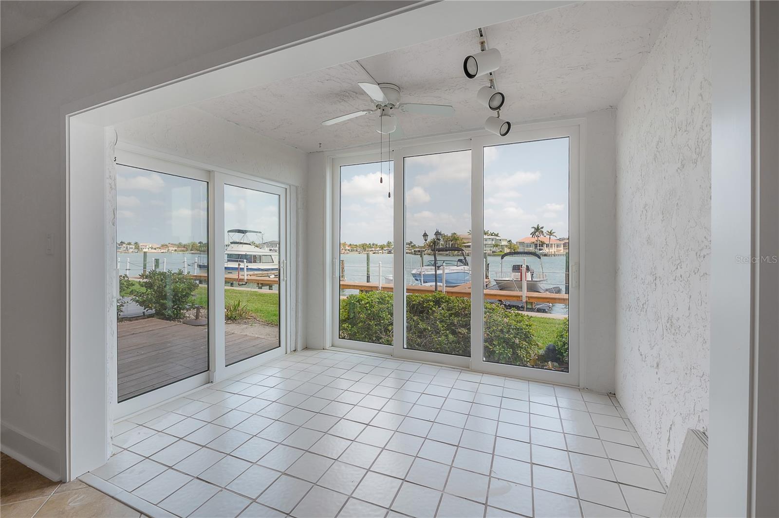 BOCA SHORES CONDO - Residential